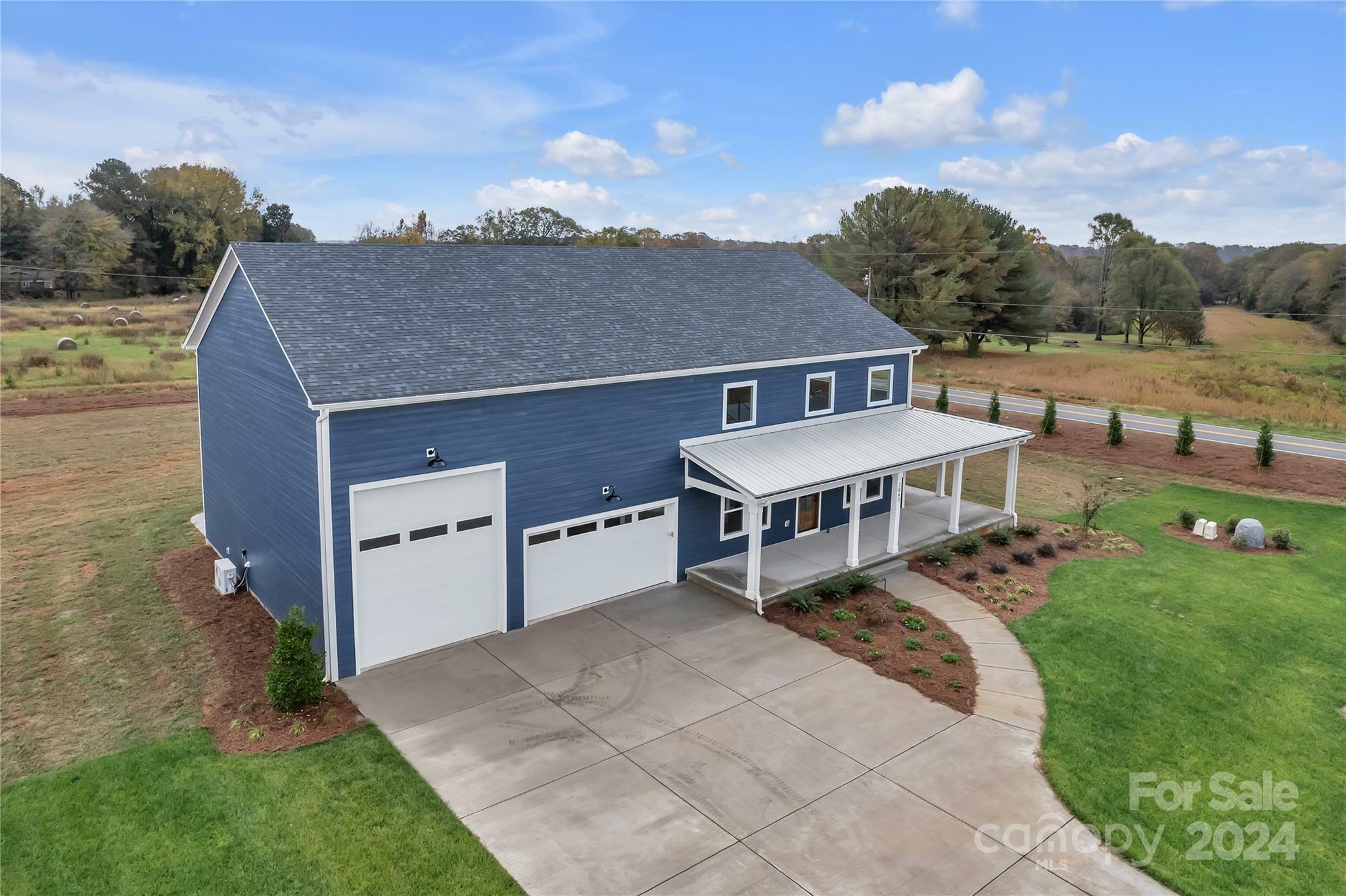 Property Photo:  2062 Vineyard Estates Lane  NC 28092 