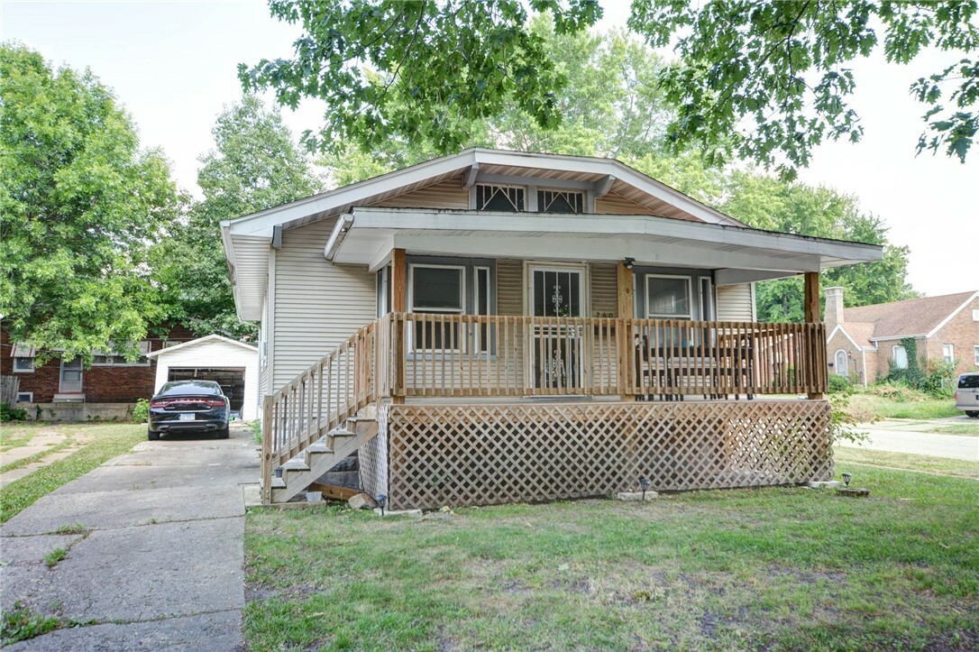 Property Photo:  260 S 19th Street  IL 62521 