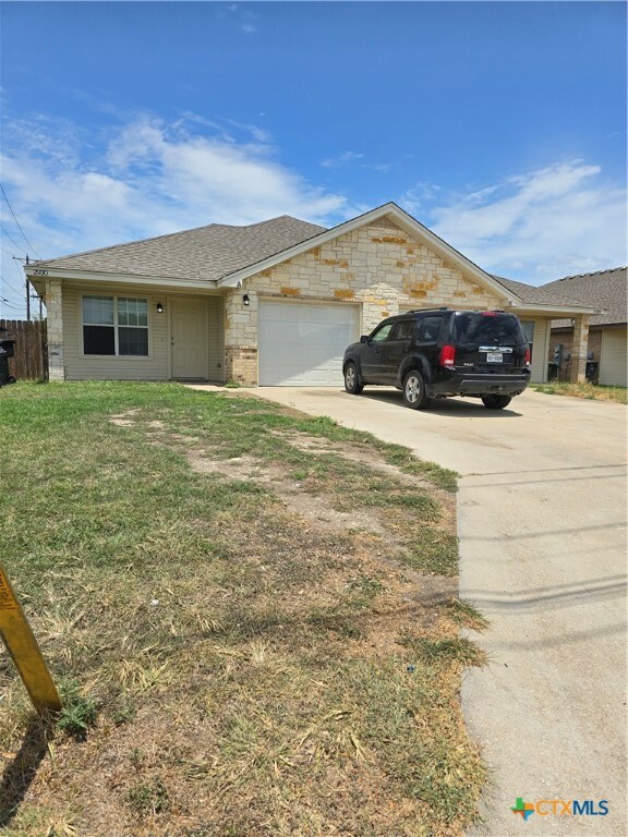 Property Photo:  2930 Saulsbury Drive  TX 76504 