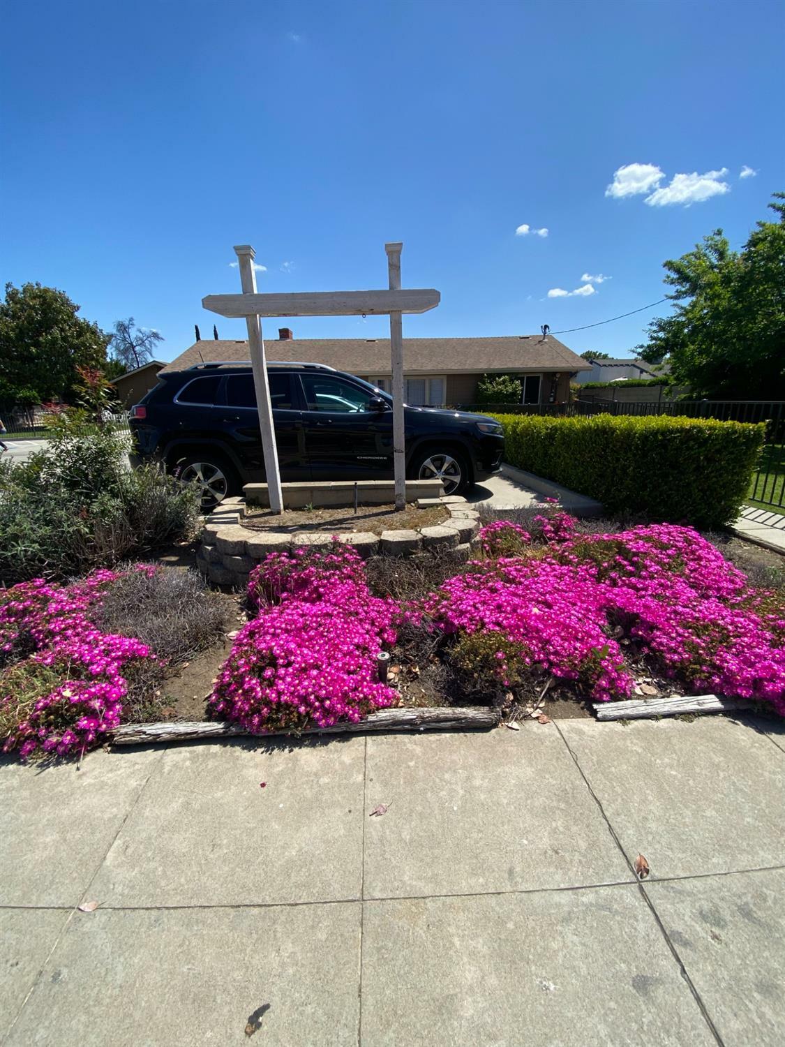 Property Photo:  4844 E Gettysburg Avenue  CA 93726 