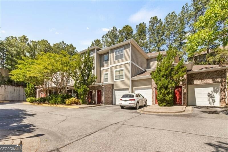 2700 Pine Tree Road NE 4008  Atlanta GA 30324 photo