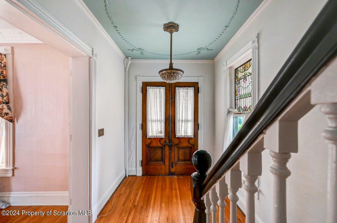 Property Photo:  1528 Wyoming Avenue  PA 18509 