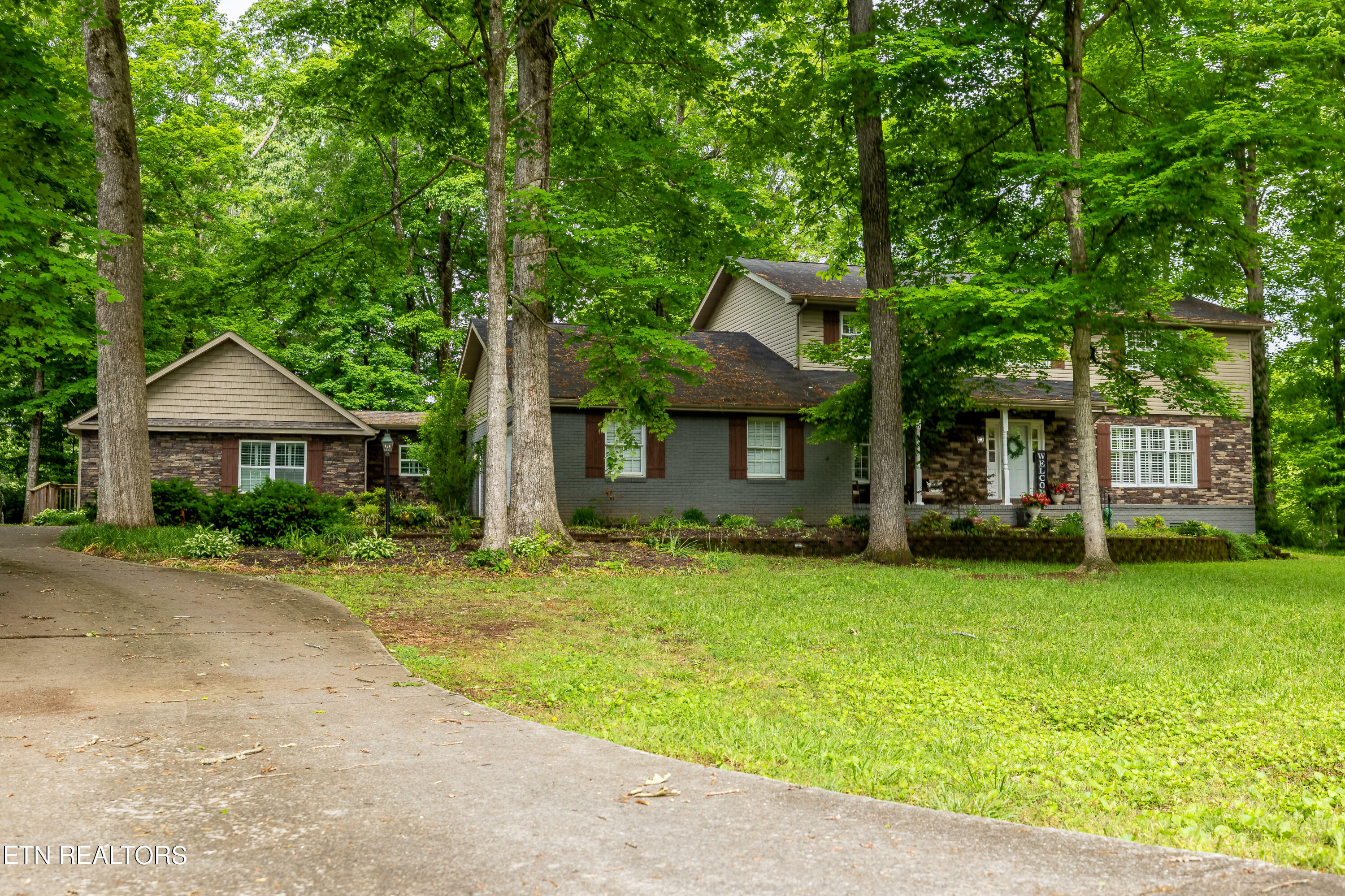 Property Photo:  1801 Barclay Court  TN 37803 