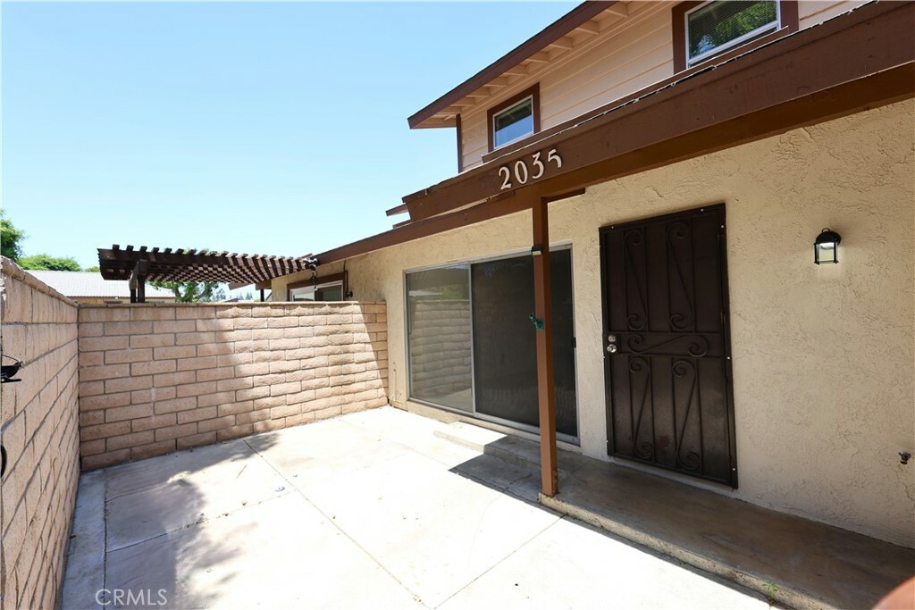 Property Photo:  2035 Magnolia Ave  CA 91762 