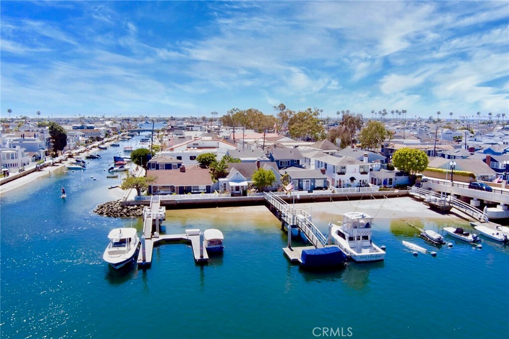 Property Photo: 1407 N Bay Front E CA 92662