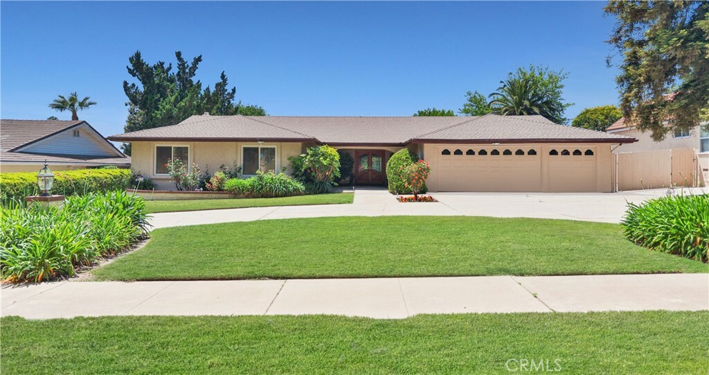 Property Photo:  1819 N Euclid Avenue  CA 91784 