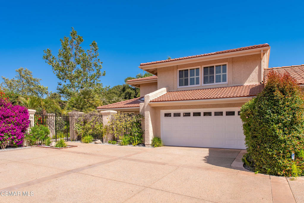 Property Photo:  4626 Tam O'Shanter Drive  CA 91362 