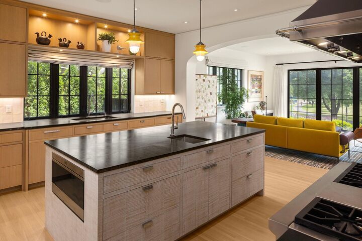 Property Photo: 2388 W Lake Of The Isles Parkway MN 55405