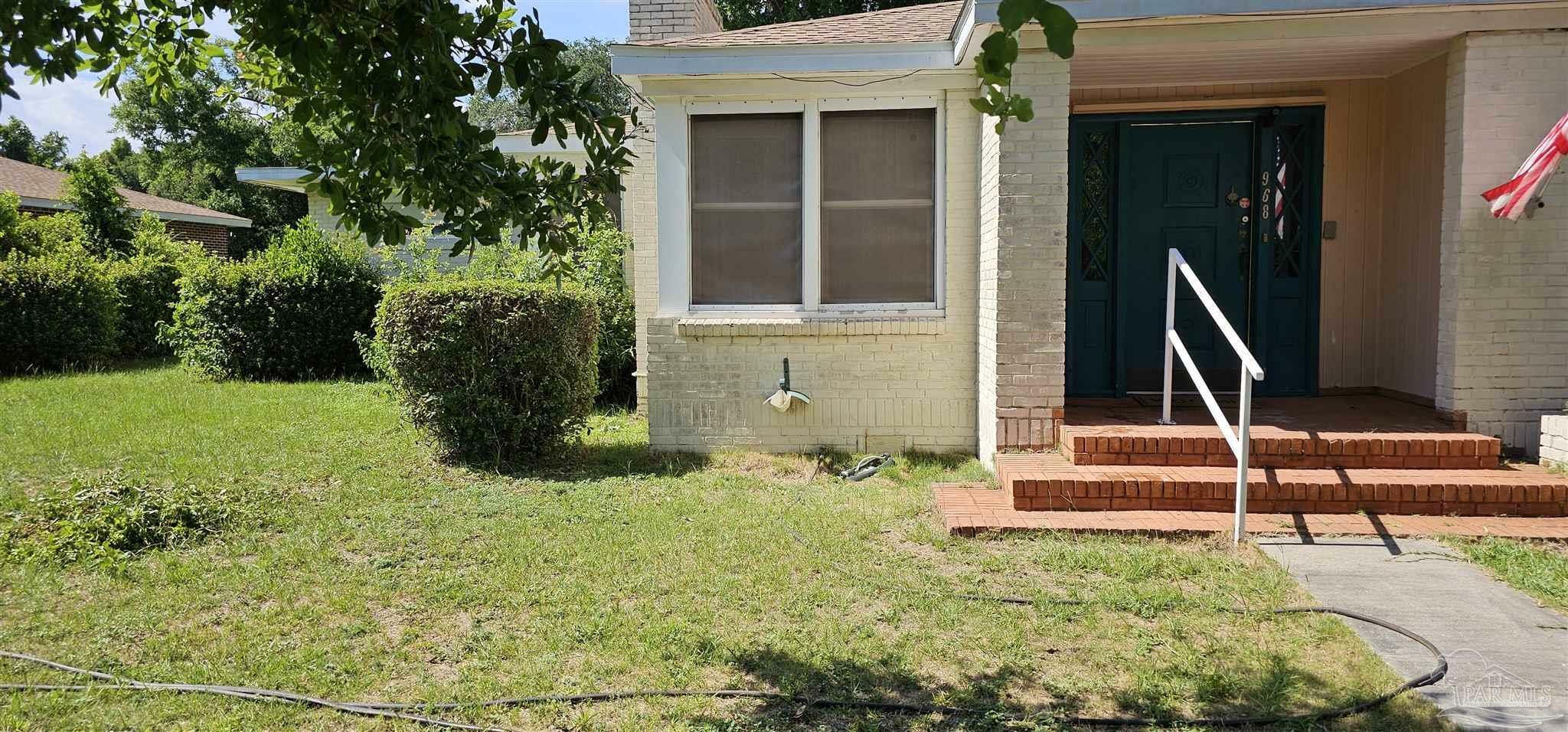 Property Photo:  968 E Burgess Rd  FL 32504 