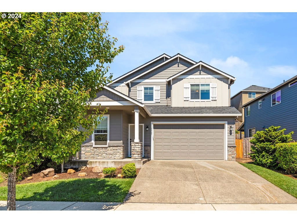 Property Photo: 3527 NE Spruce Dr WA 98607
