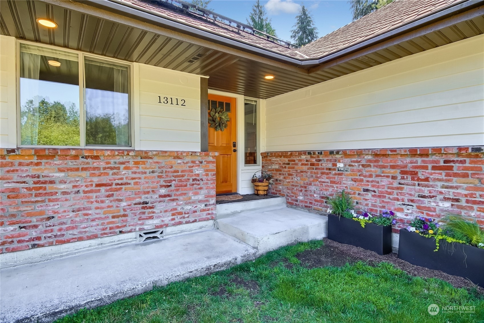 Property Photo:  13112 12th Street SE  WA 98258 