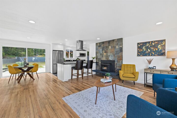 Property Photo:  32440  Military Road S  WA 98001 