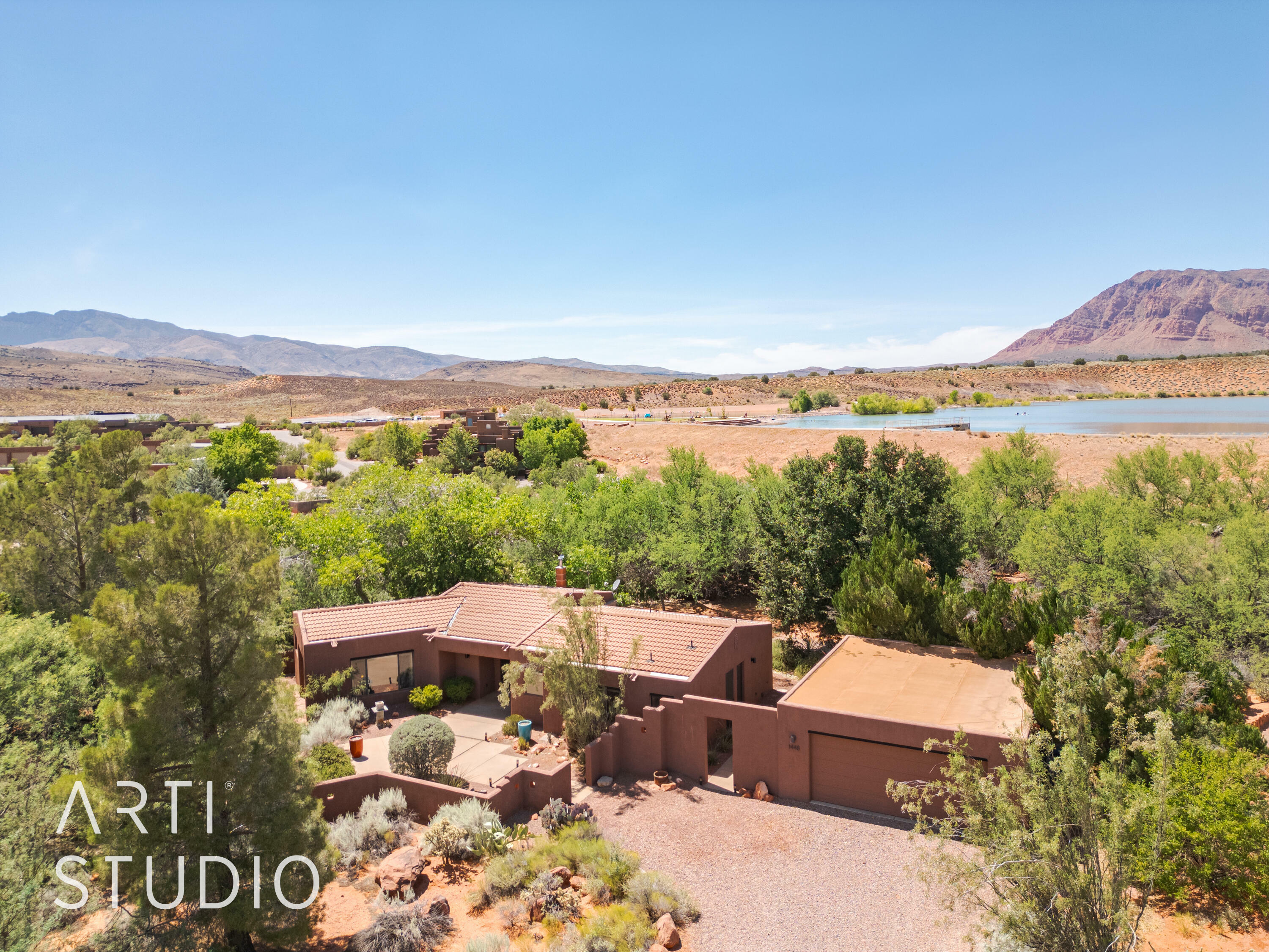 Property Photo:  1448 W Sandhill Cir  UT 84738 