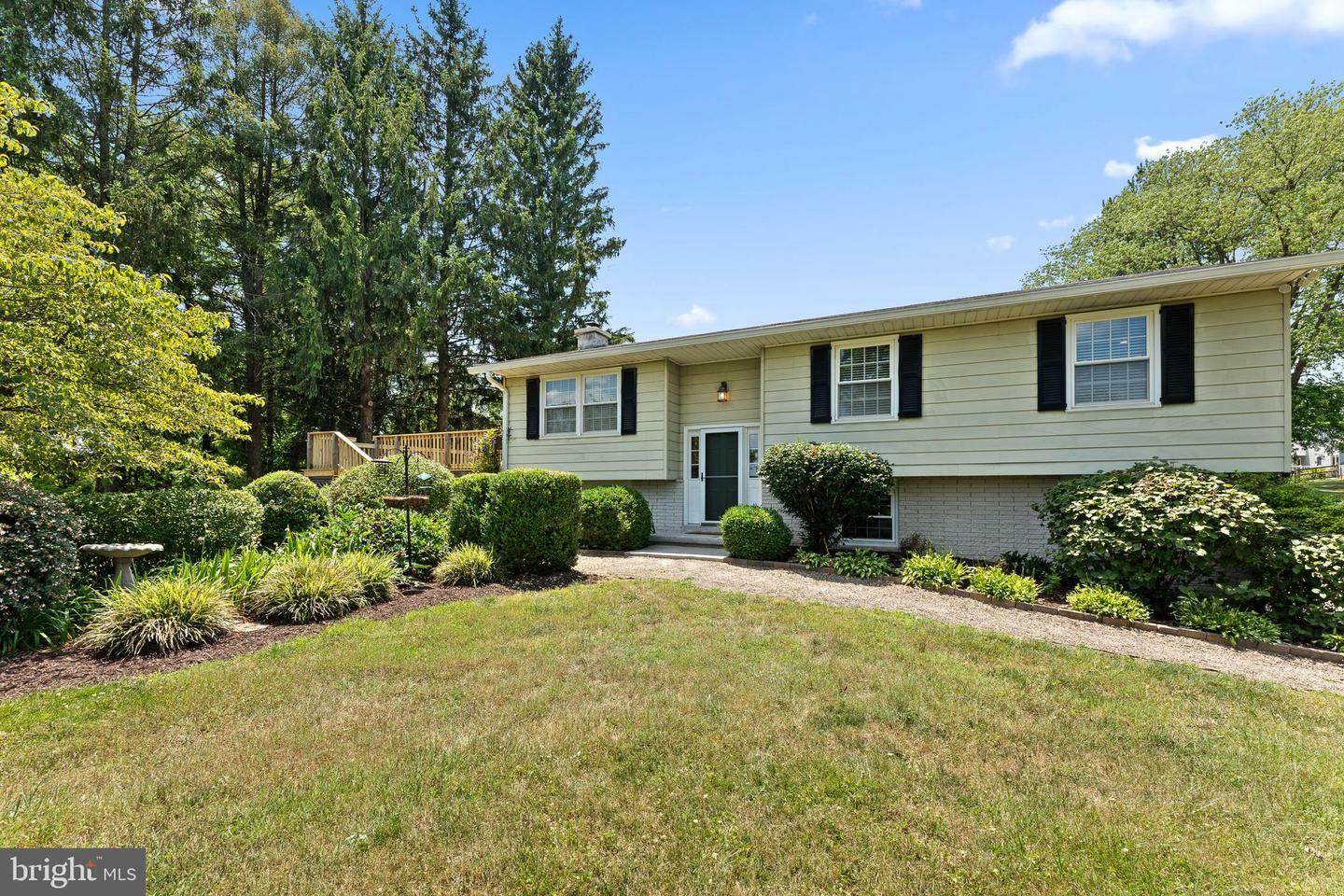 Property Photo:  1632 Clearview Drive  PA 19425 