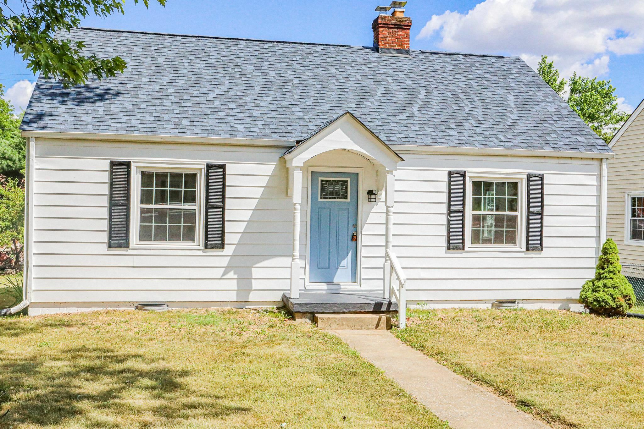 Property Photo:  313 King Ave  VA 22980 