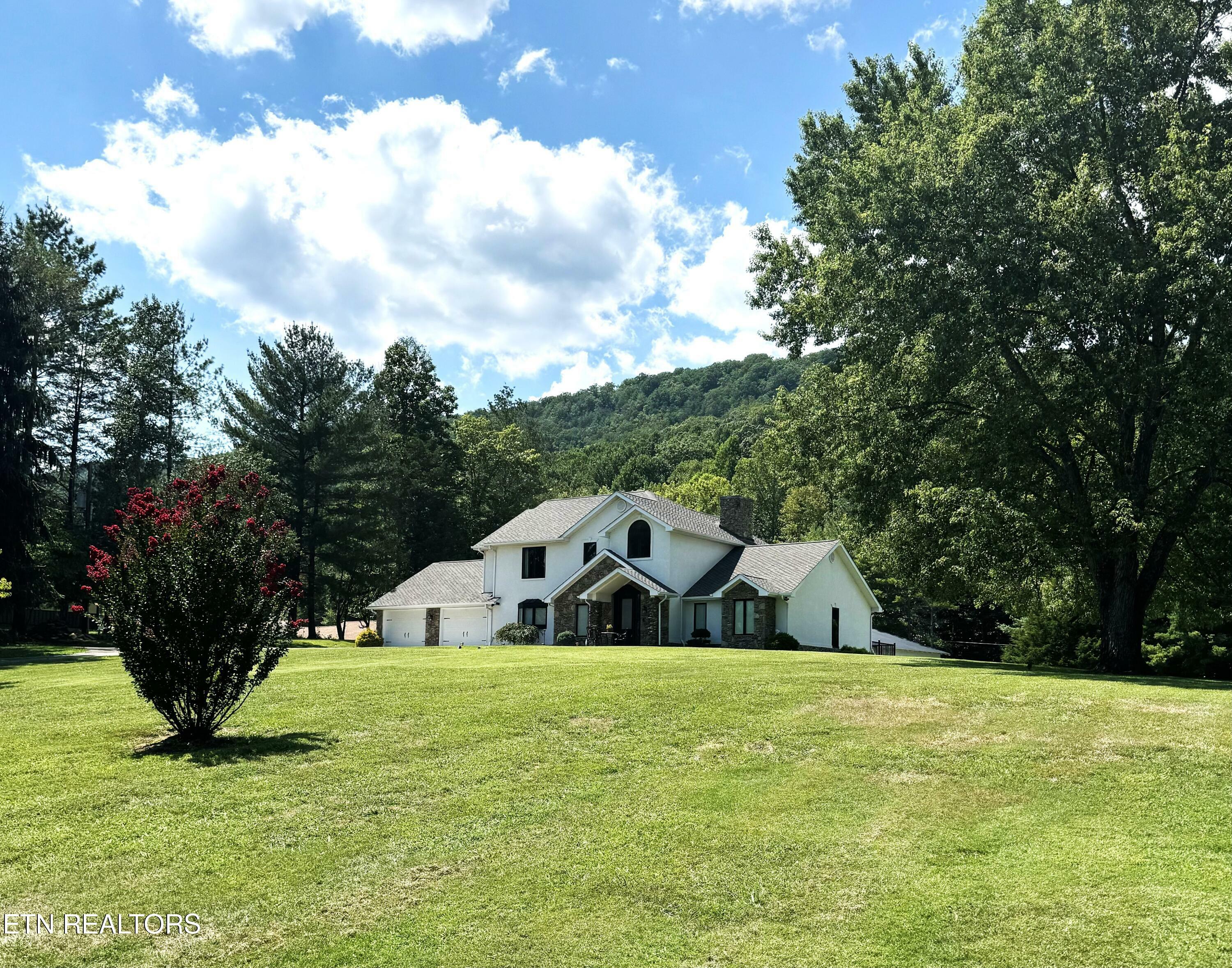 Property Photo:  954 Old Hen Valley Rd  TN 37840 