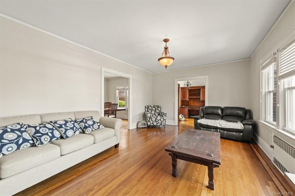 Property Photo:  333 Hayward Avenue  NY 10552 