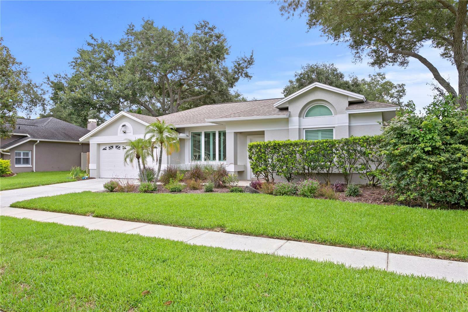 Property Photo:  15107 Laurel Cove Circle  FL 33556 