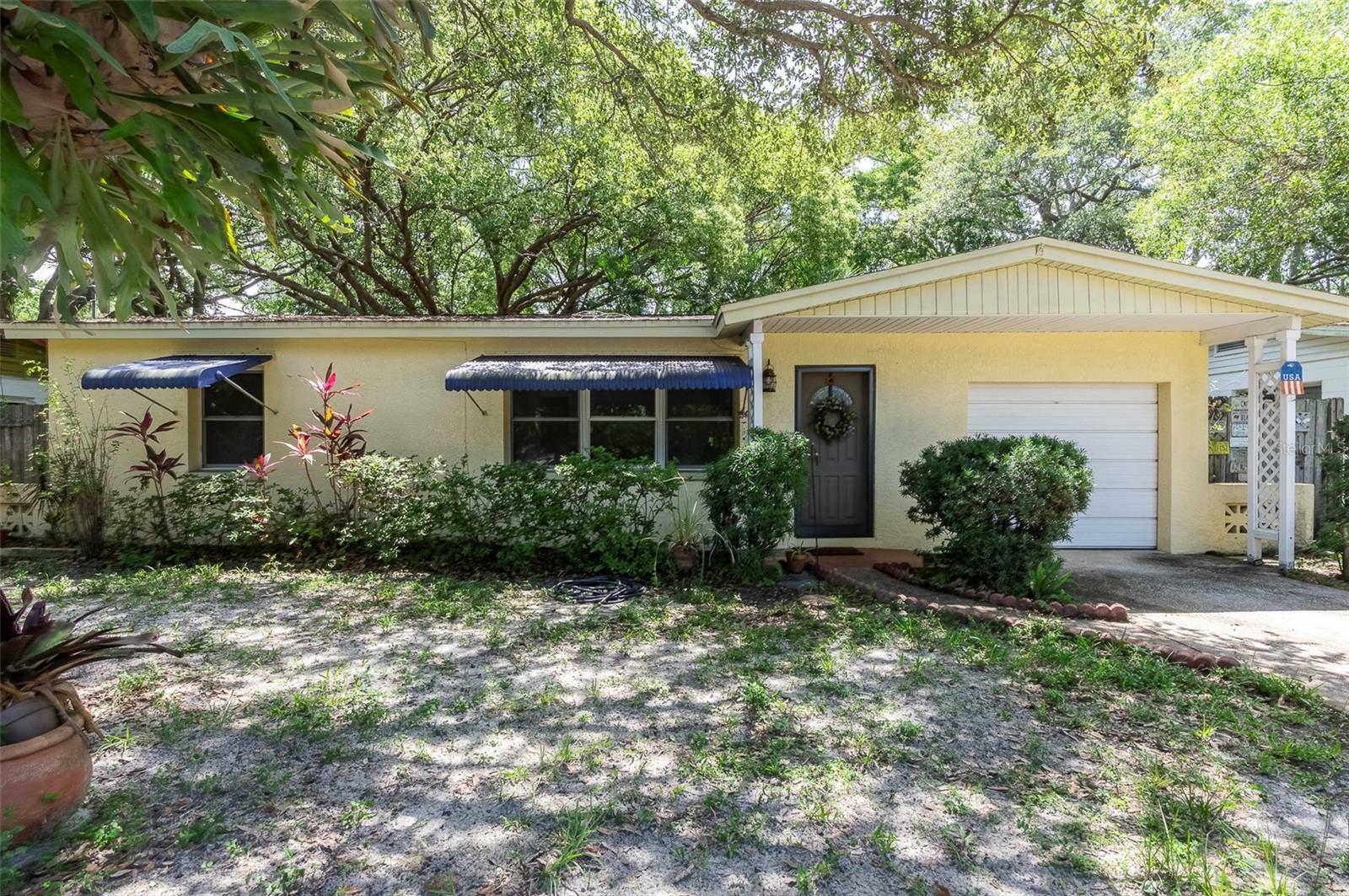 Property Photo: 205 Evelyn Avenue FL 33765