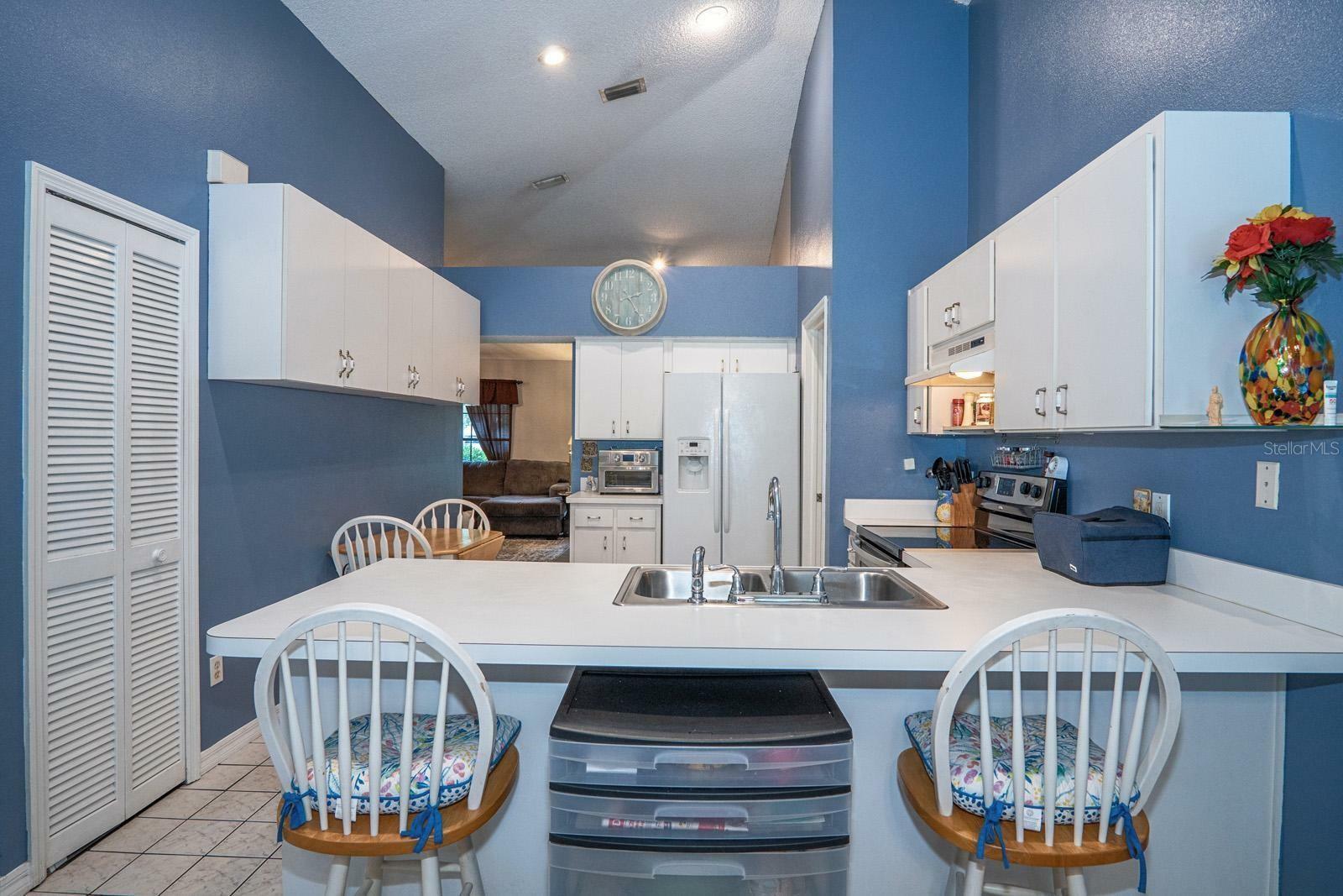 Property Photo: 3109 Emerson Place FL 33566