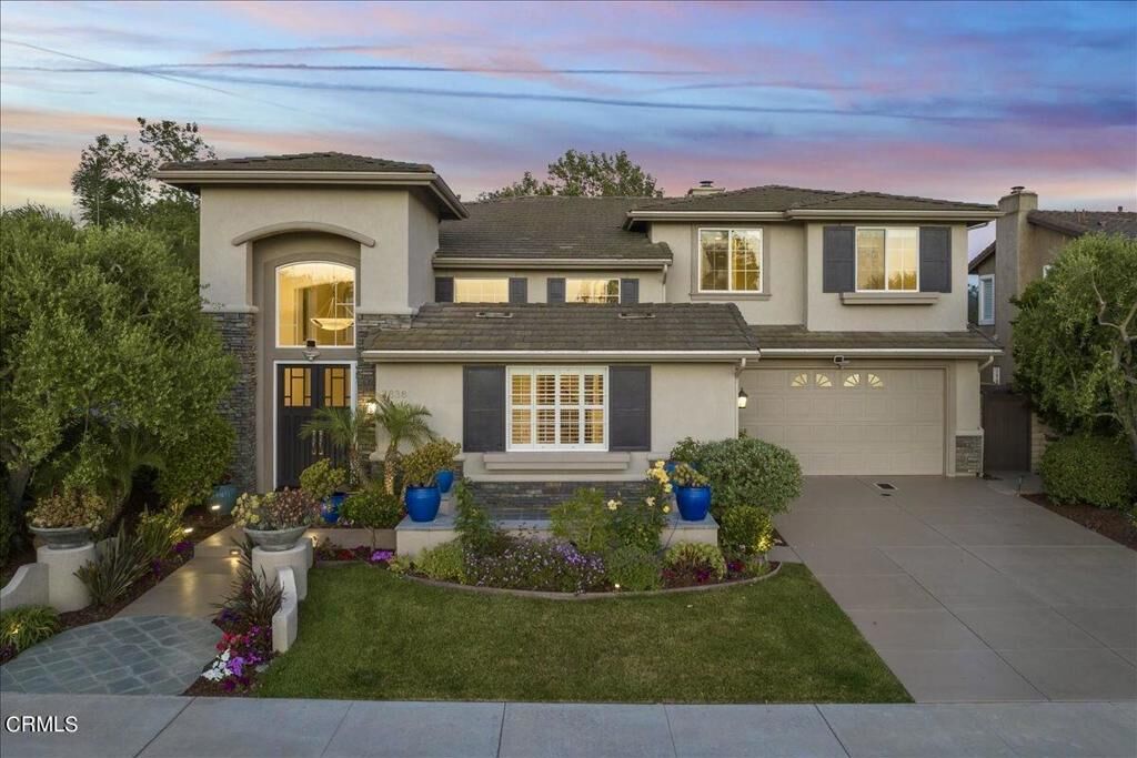 Property Photo:  2838 Avenida De Autlan  CA 93010 