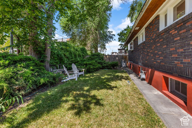 Property Photo:  2206 S Lake St  UT 84106 