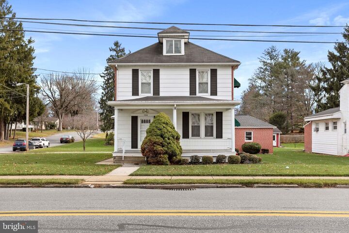 1520 Philadelphia Avenue Apt 2  Chambersburg PA 17201 photo