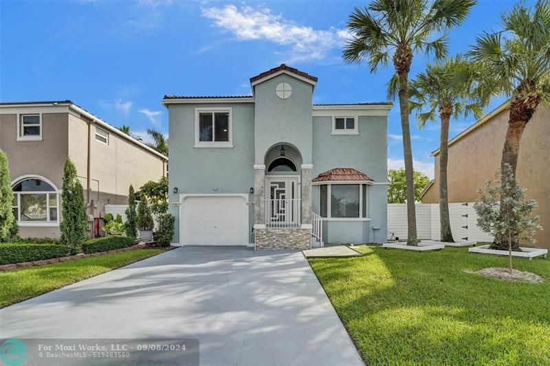 Property Photo:  15823 NW 7th St  FL 33028 