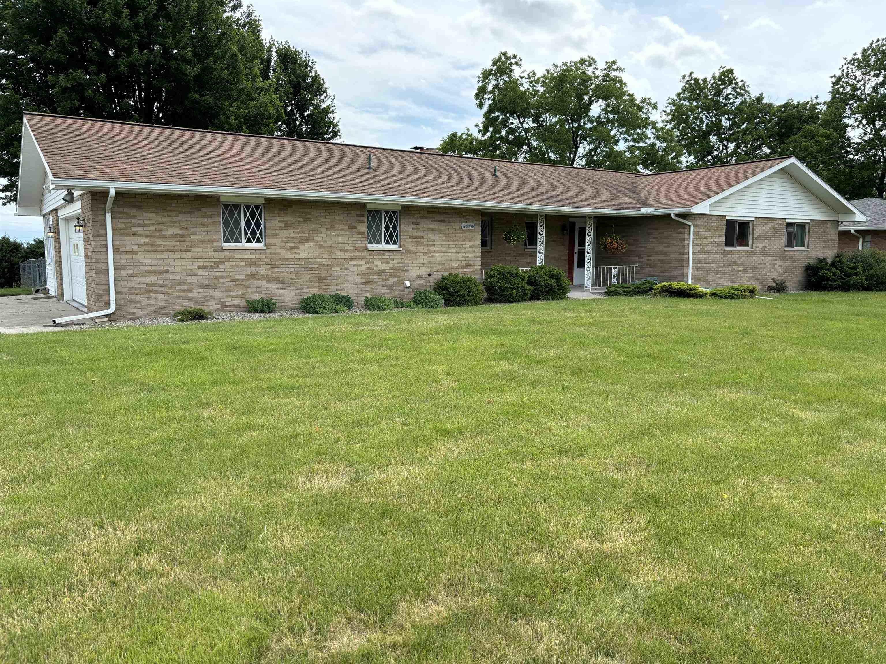 Property Photo:  2850 E Salzburg Road  MI 48706 