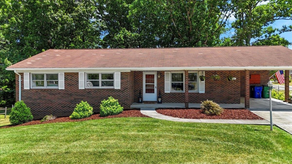 Property Photo:  680 McDaniel Drive  VA 24073 