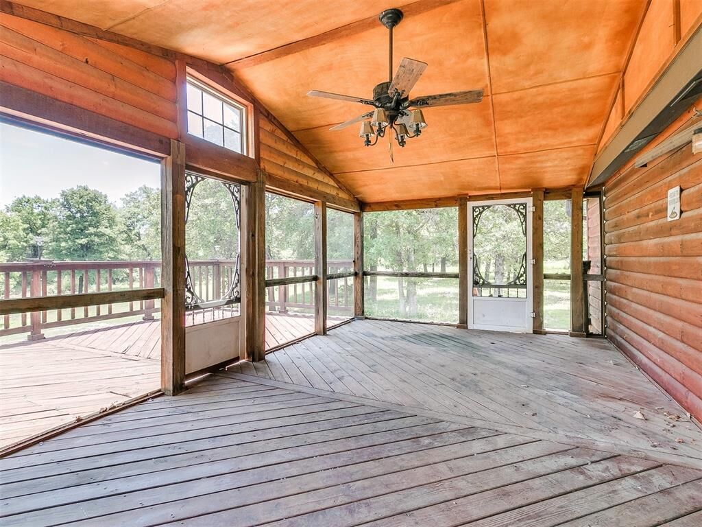 Property Photo:  5400 Baldwin Court  OK 74857 