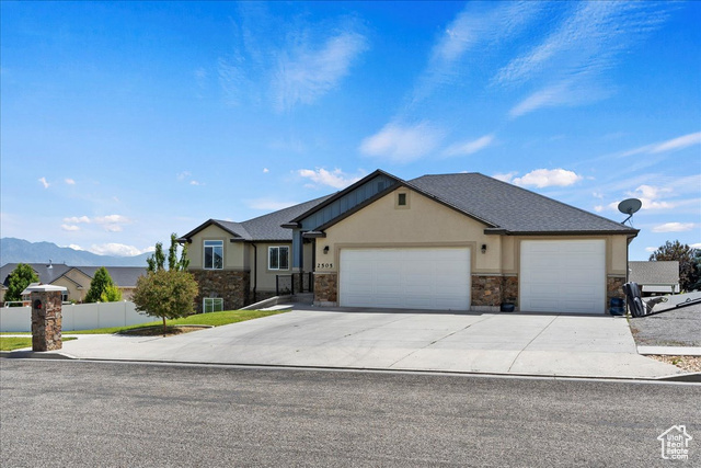 Property Photo:  2505 W Valleyview N  UT 84337 