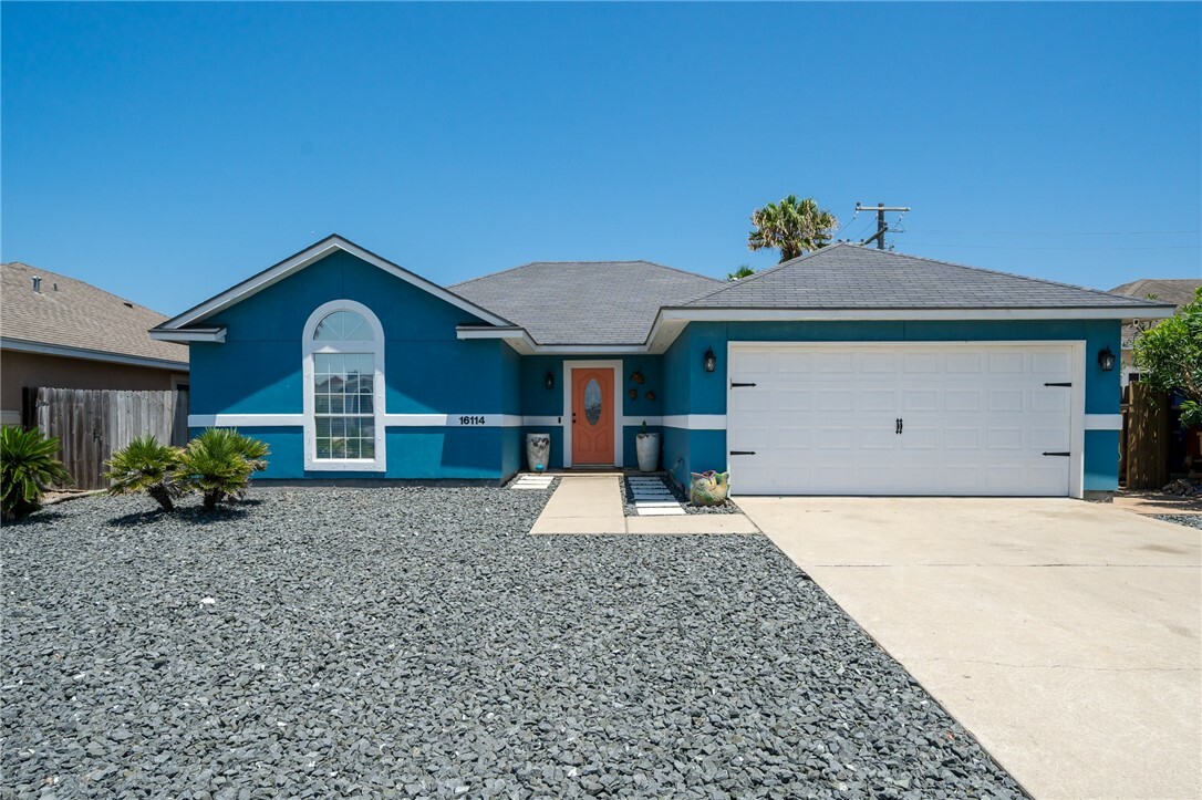 Property Photo: 16114 Pionciana TX 78418