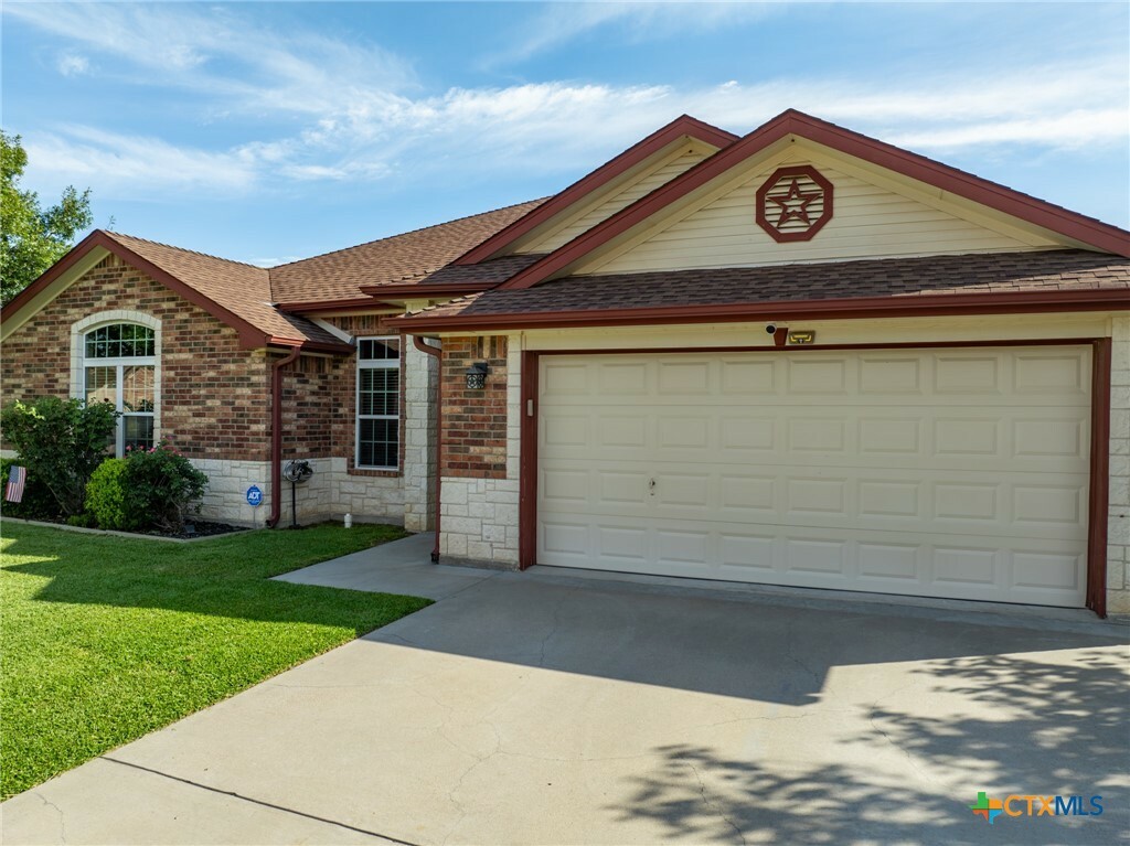 Property Photo:  1606 Walker Place Boulevard  TX 76522 