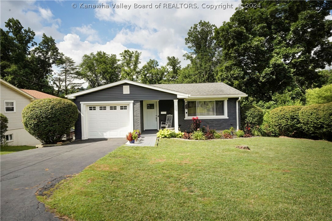 Property Photo: 115 Glass Drive WV 25313