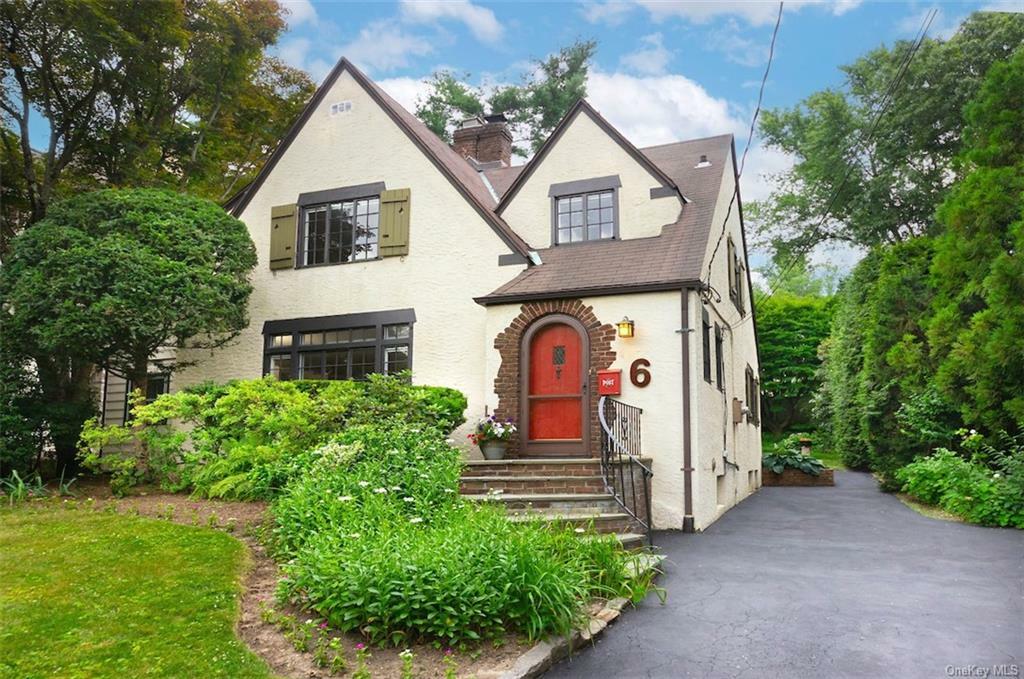 Property Photo:  6 Windsor Road  NY 10706 