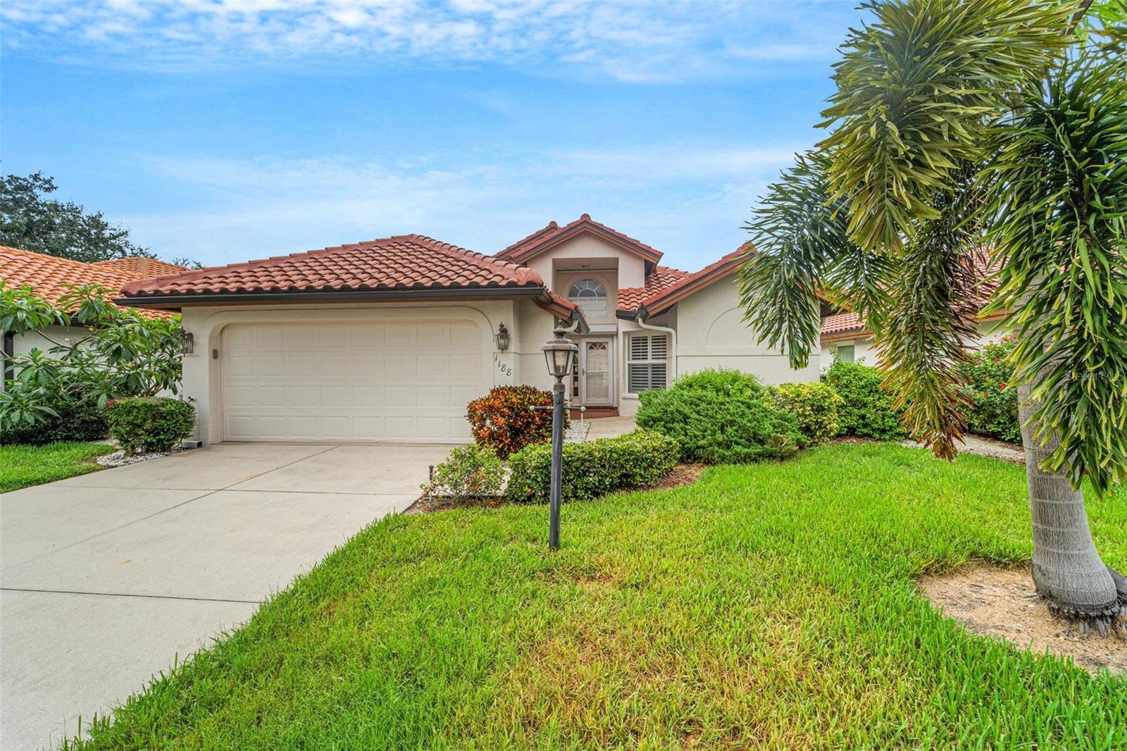 Property Photo: 1188 Harbor Town Way FL 34292