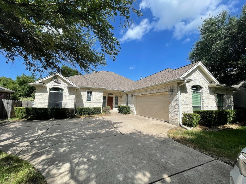 Property Photo:  17109 Ennis Trail  TX 78717 