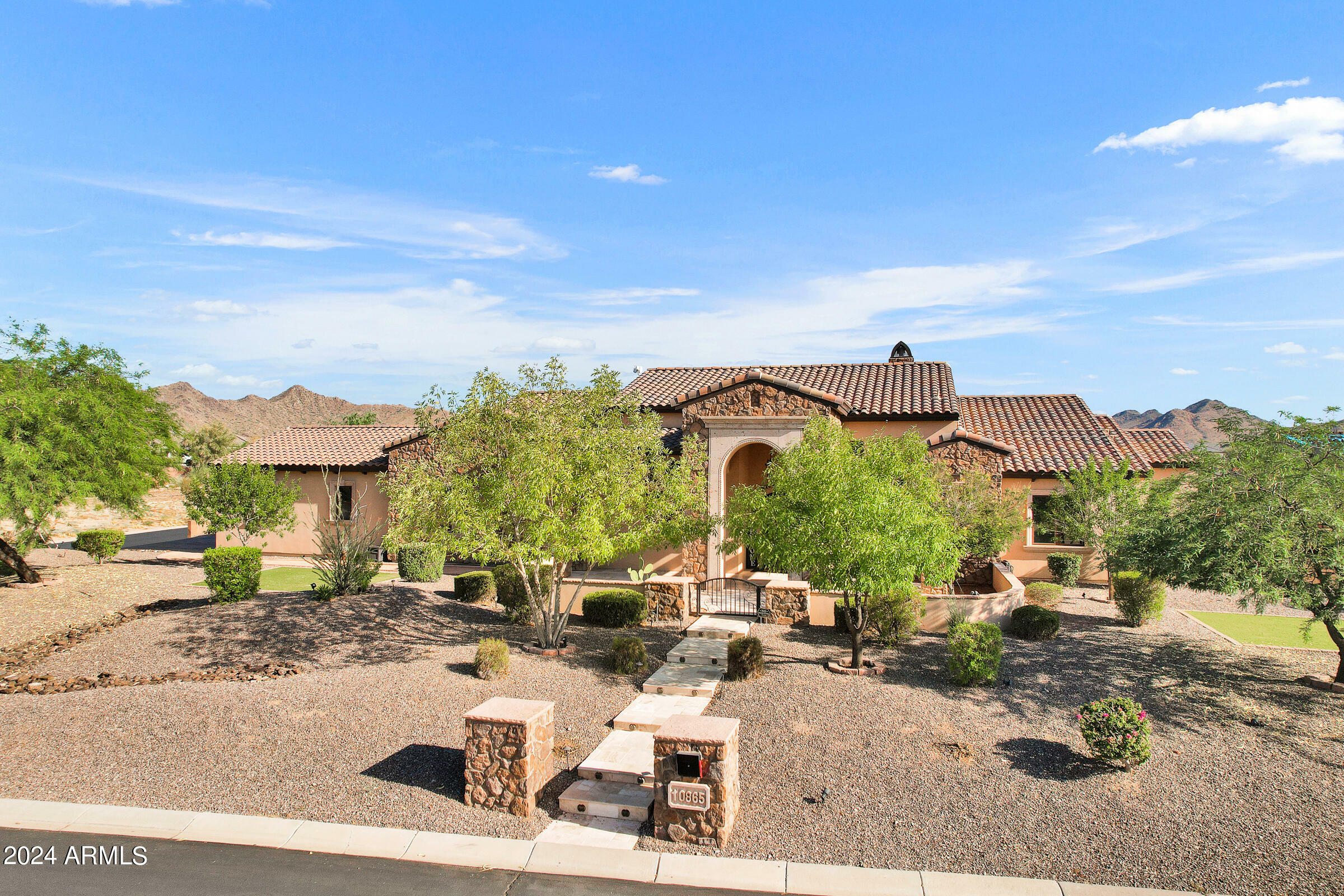 Property Photo:  10865 W Golddust Drive  AZ 85144 