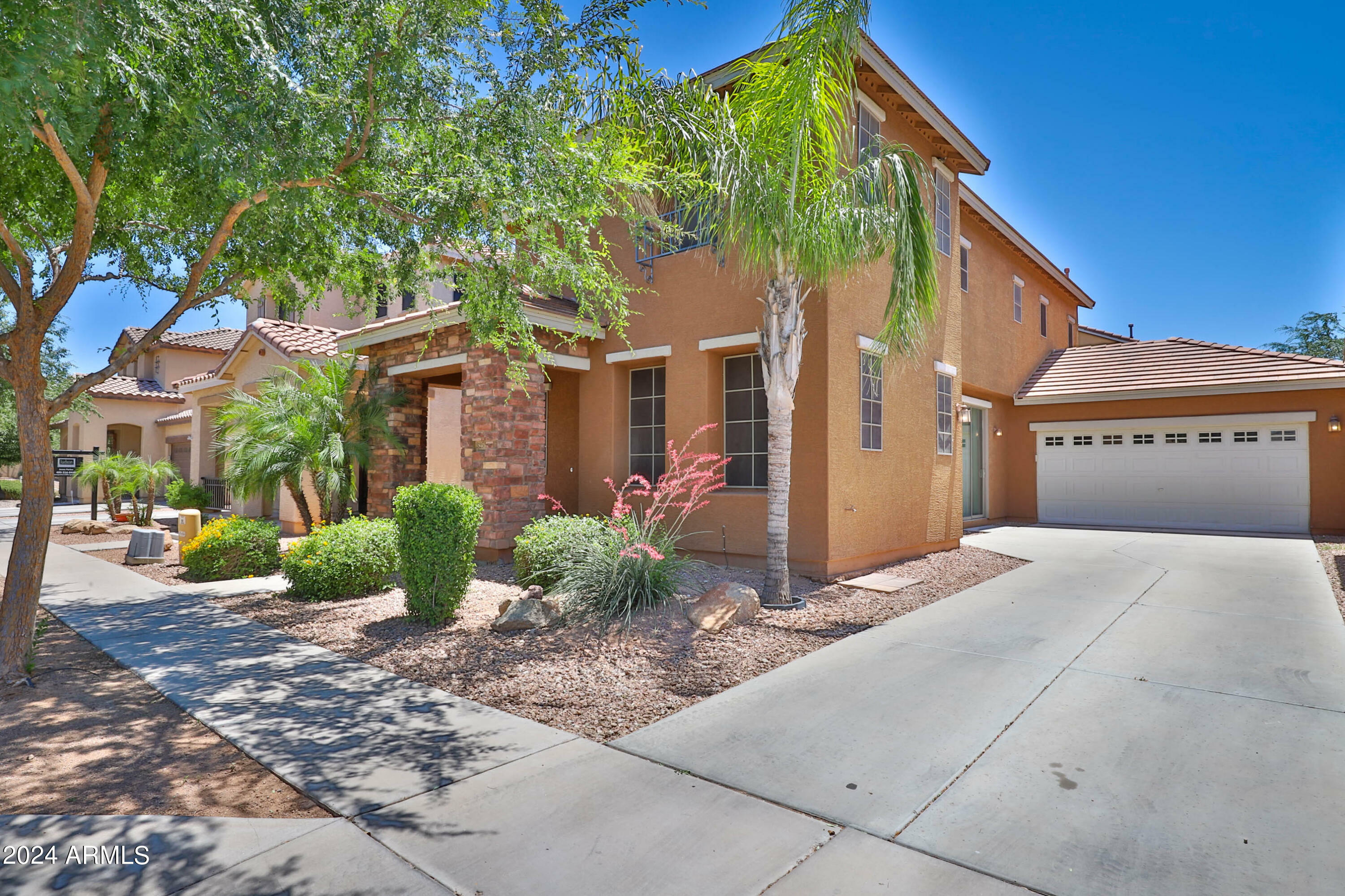 Property Photo:  3255 E Oakland Street  AZ 85295 