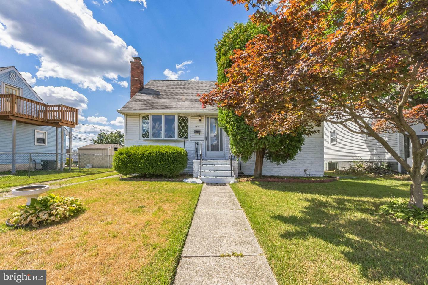 Property Photo:  366 Union Avenue  NJ 08031 