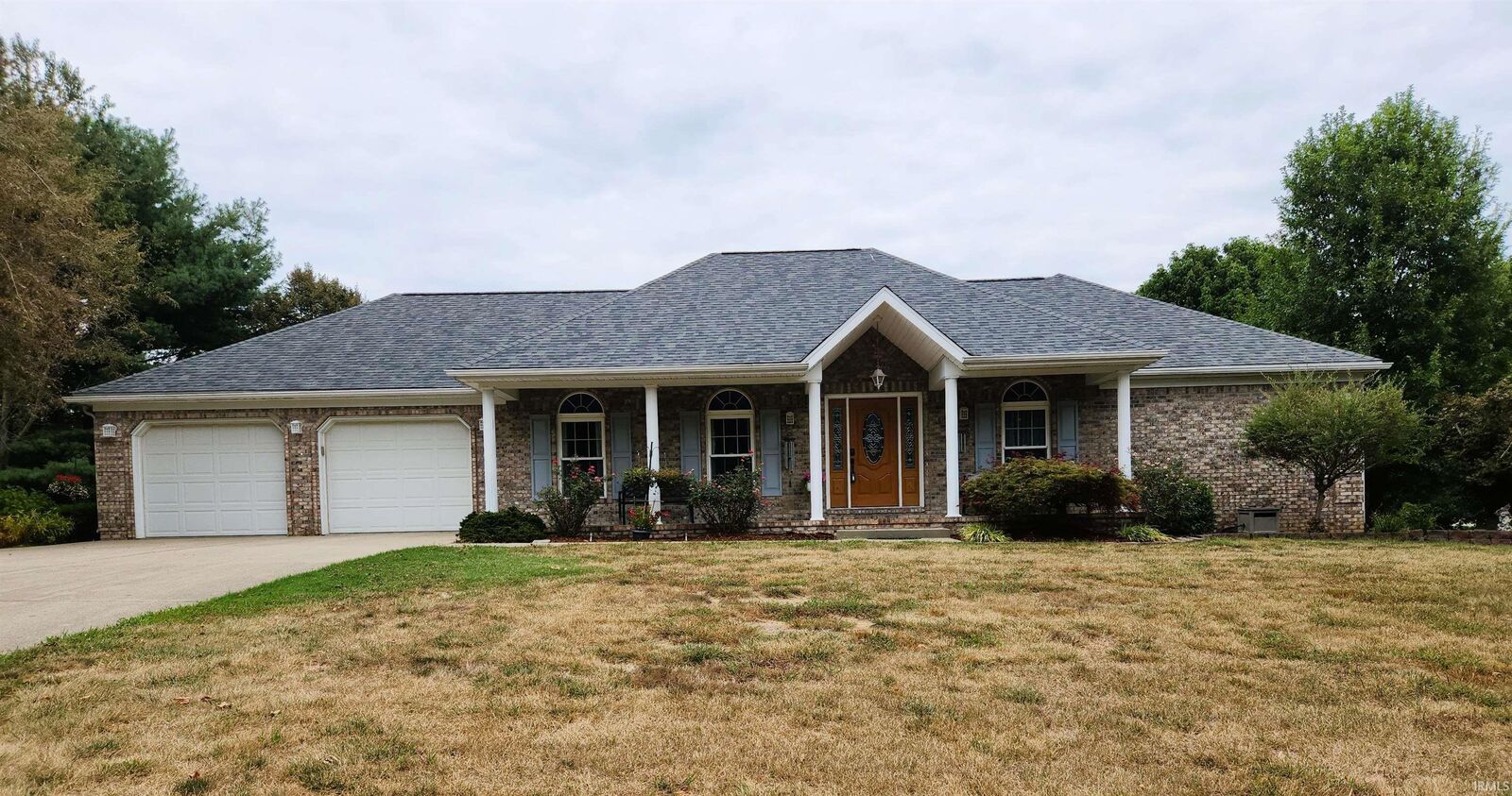 Property Photo:  1300 Thomas Drive  IN 47501 