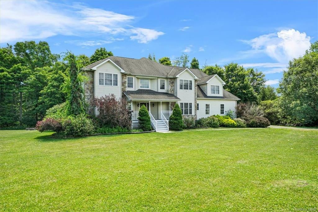 Property Photo:  8 Bristol Drive  NY 10941 