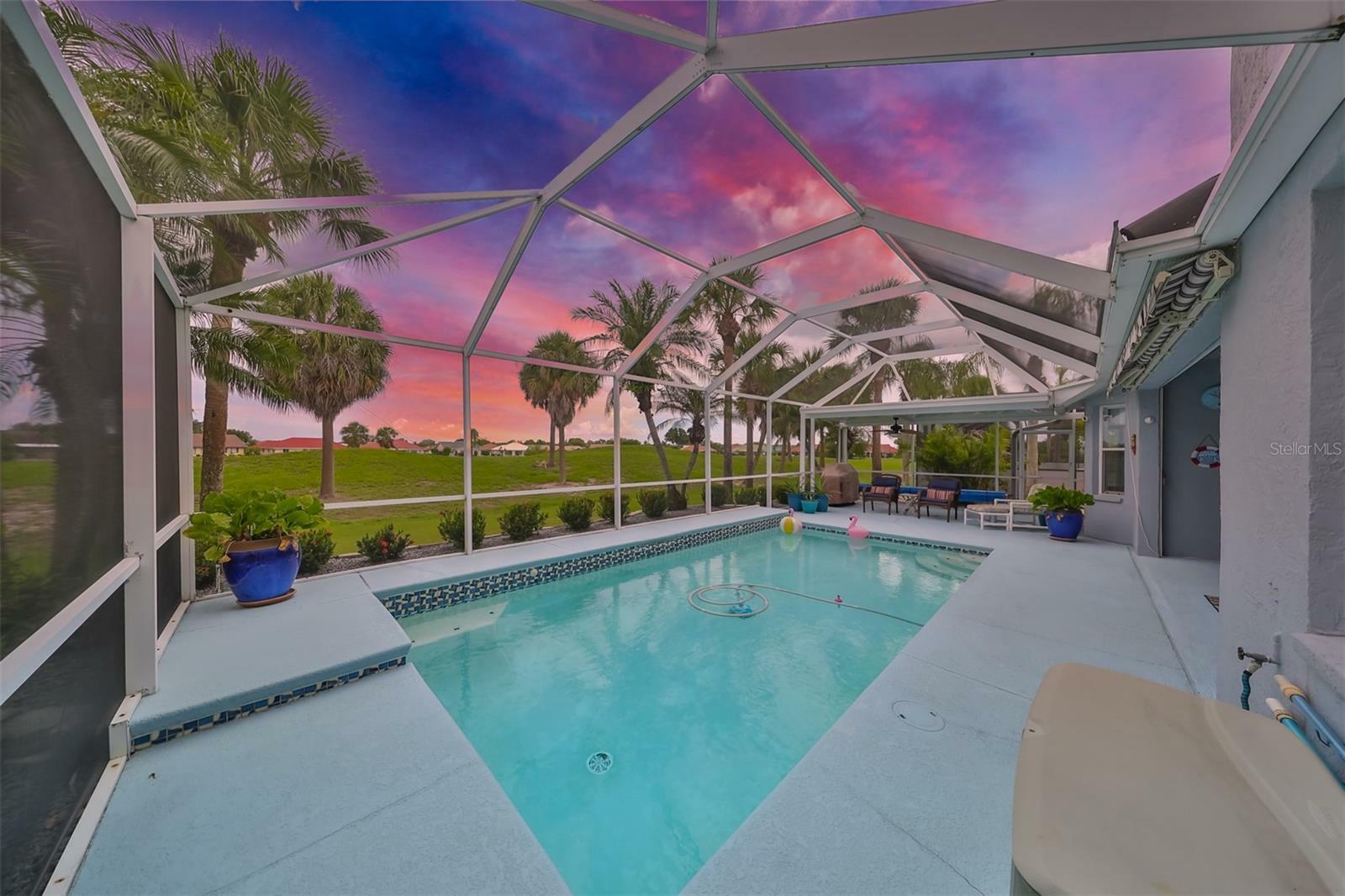 Property Photo:  1907 S Pebble Beach Boulevard 7  FL 33573 