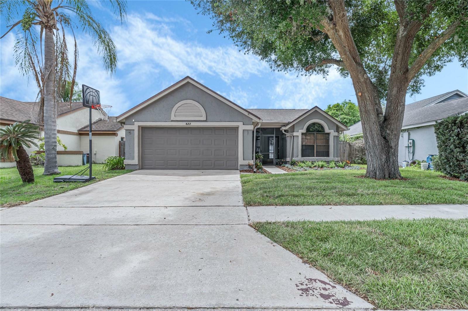 Property Photo:  833 E Charing Cross Circle  FL 32746 