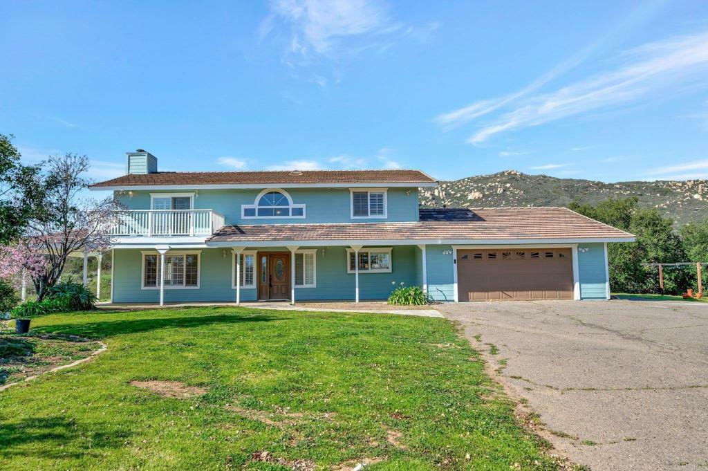 Property Photo:  2340 Mount Elena Way  CA 91935 