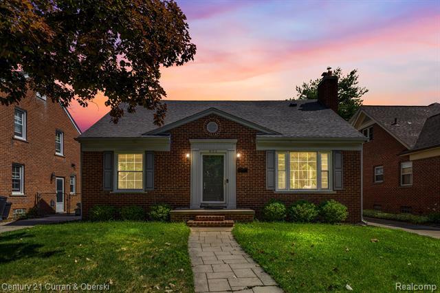 Property Photo:  805 S Lafayette Street  MI 48124 