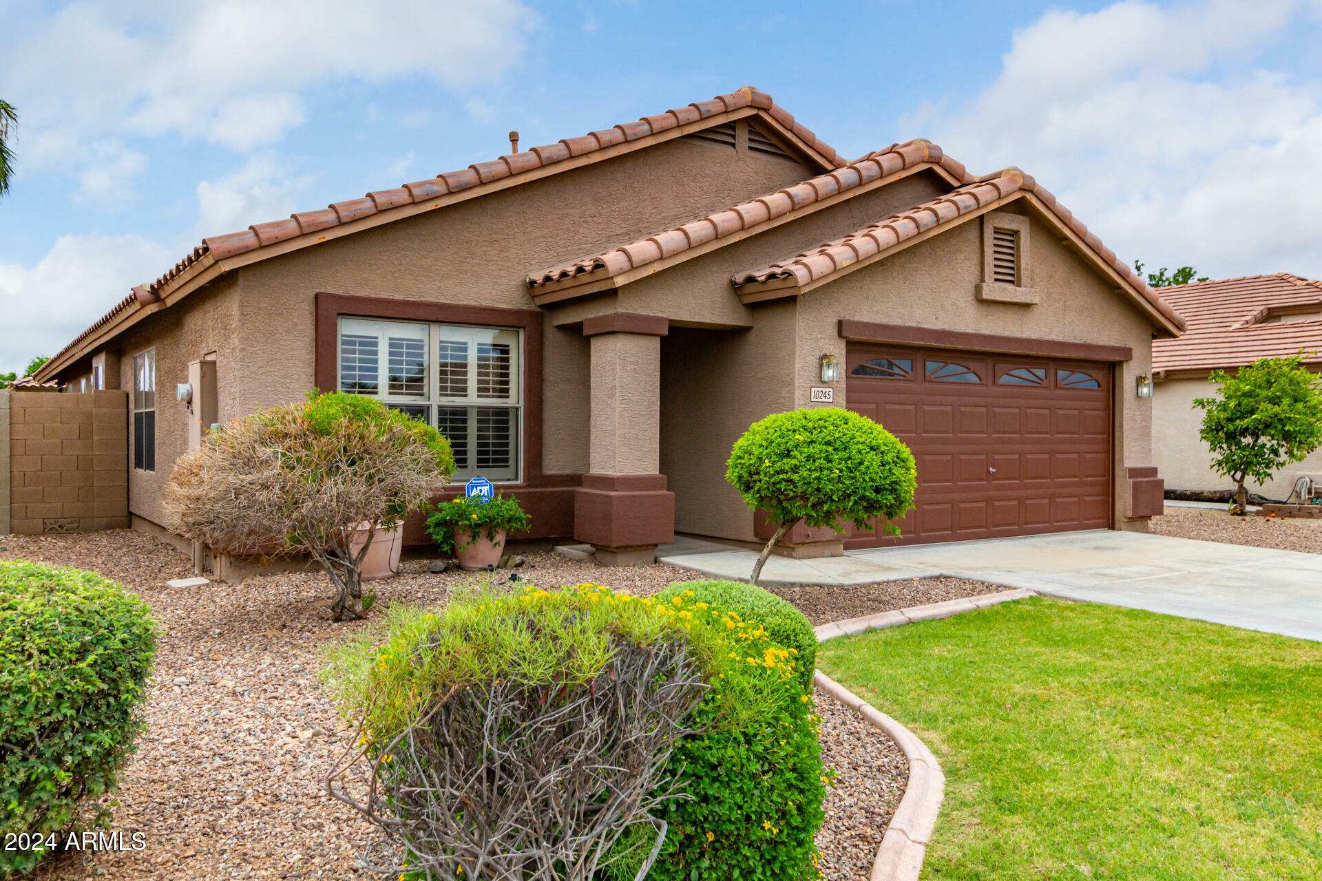 10245 W Jessie Lane  Peoria AZ 85383 photo