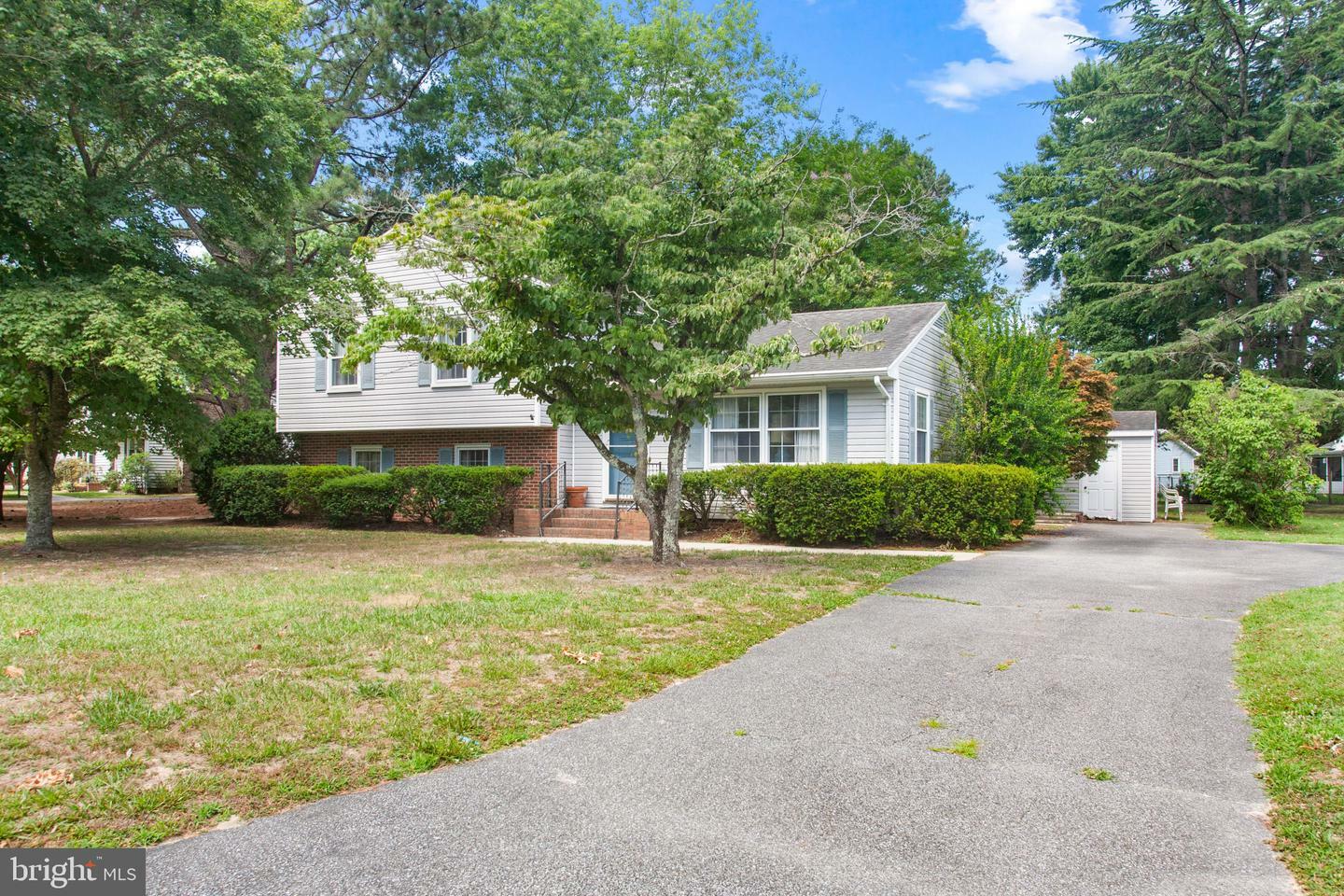 Property Photo:  906 Montrose Drive  MD 21804 