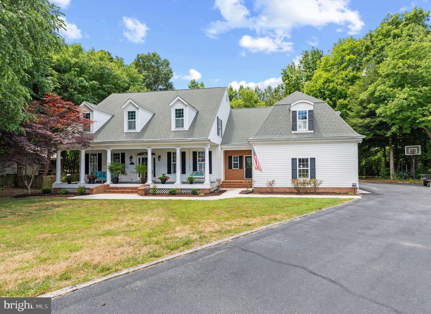 Property Photo: 10129 Queens Circle MD 21842